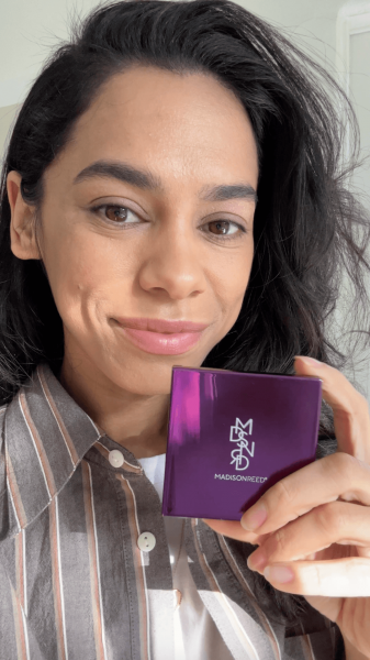 Shanna Shipin after applying the Madison Reed Root Touch Up Powder Brow Filler